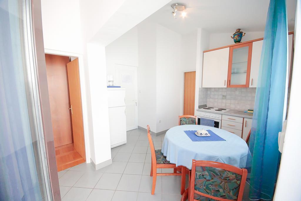 Apartments Skelin Vodice Pokoj fotografie