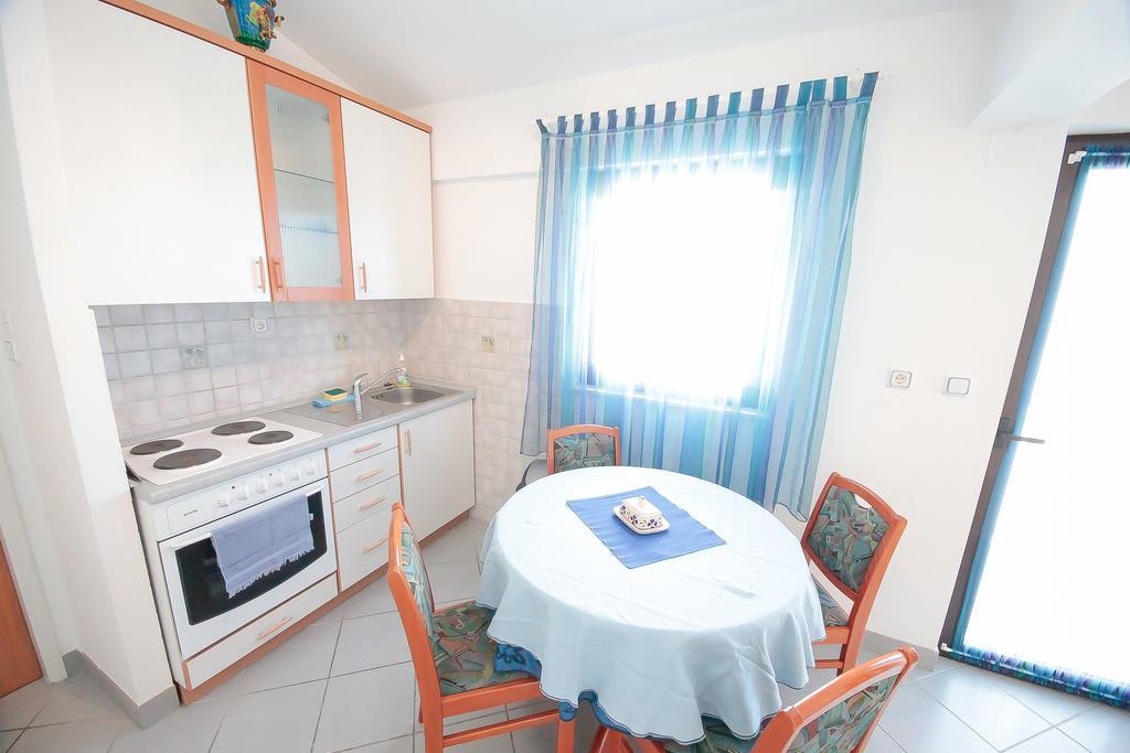 Apartments Skelin Vodice Pokoj fotografie